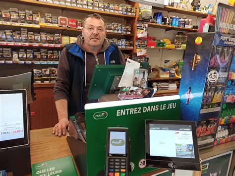 point de vente pmu ouvert.